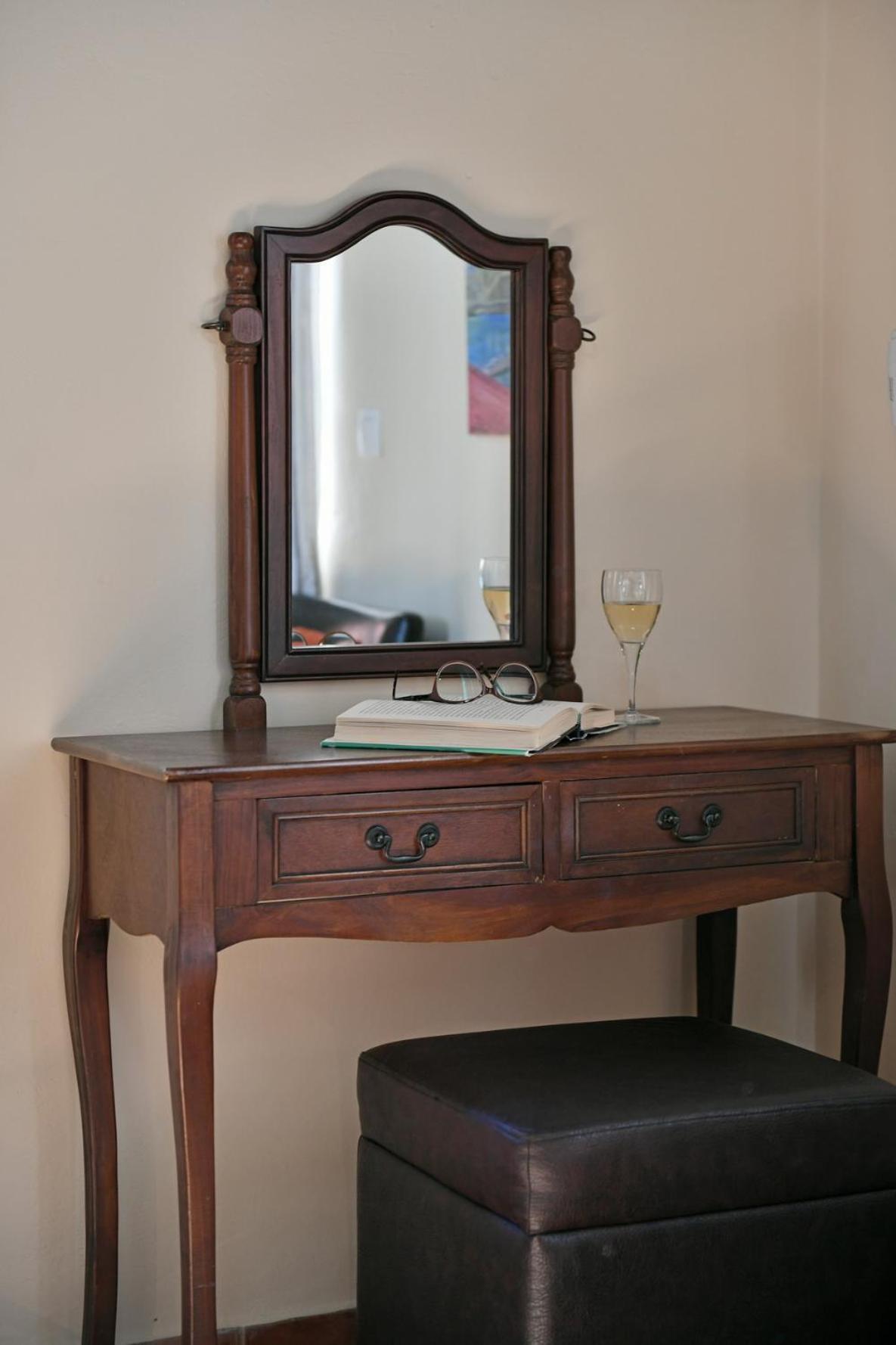 הידרה Athina Guesthouse מראה חיצוני תמונה